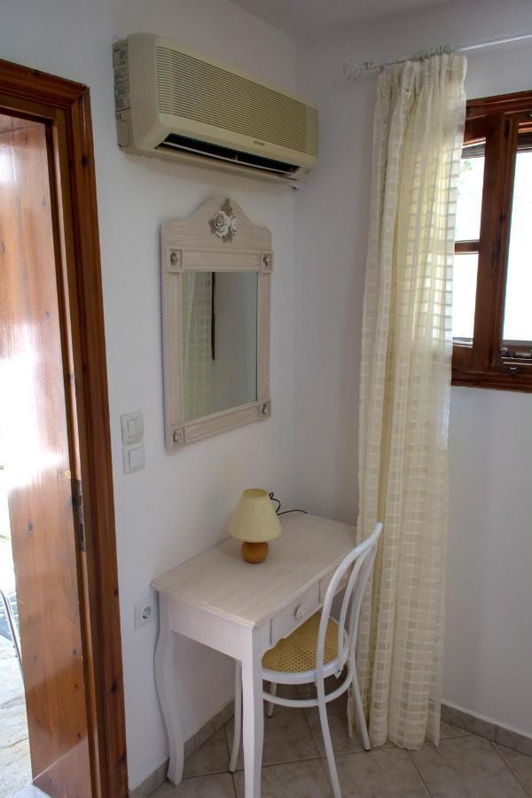 Villa Molos ลีเมนาส ภายนอก รูปภาพ